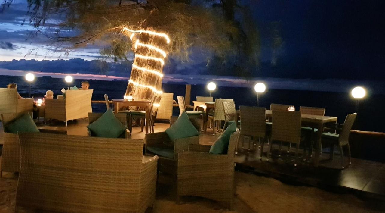 Thai House Beach Resort Koh Lanta Exterior photo