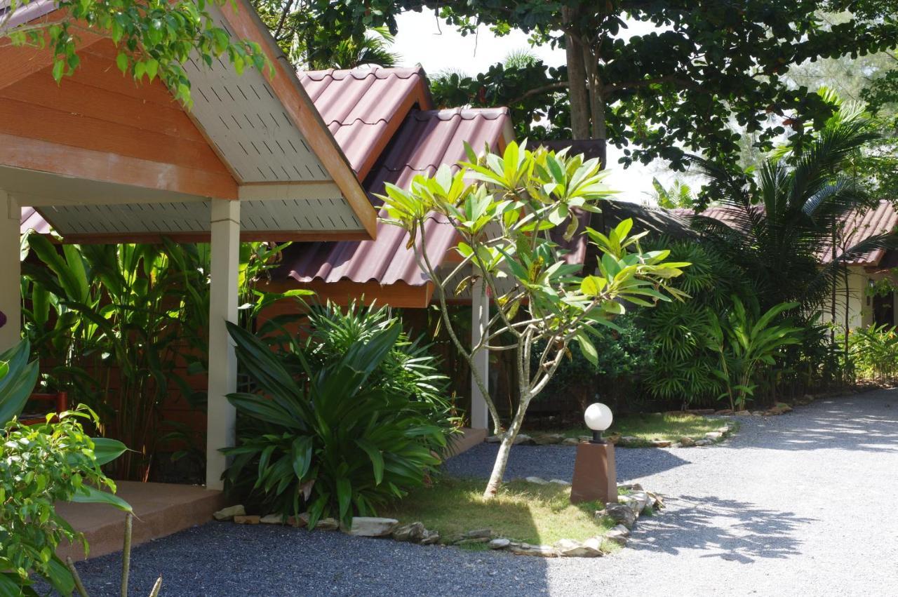 Thai House Beach Resort Koh Lanta Exterior photo